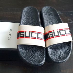 Mens stripe gucci slides (size 44)